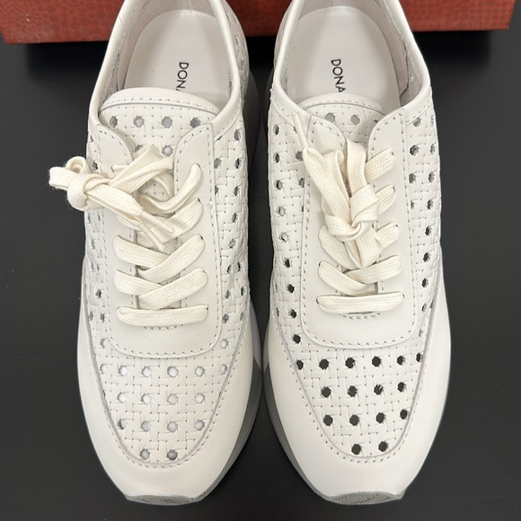 NIB Donald Pliner Shoe - Picture 2 of 8